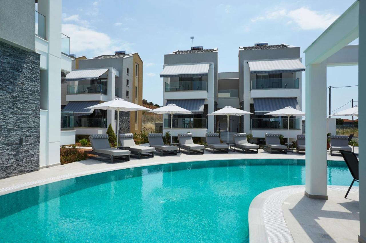 Greystone Suites Paralia Dionisiou Exterior foto